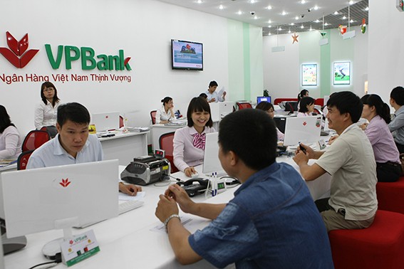 Tín dụng tiêu dùng: Cơ hội cho khách thu nhập trung bình và thấp Tín dụng tiêu dùng: Cơ hội cho khách thu nhập trung bình và thấp