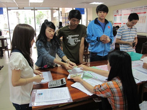 Rối với quy định thi liên thông Rối với quy định thi liên thông