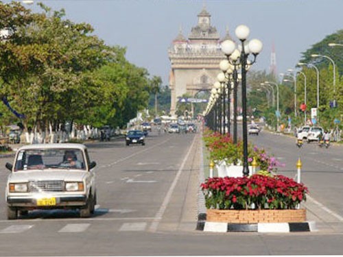 Trung Quốc rót thêm 7 tỉ USD vào Lào Trung Quốc rót thêm 7 tỉ USD vào Lào