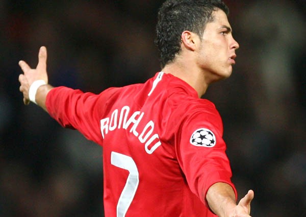 Bán Ronaldo là canh bạc lớn của M.U Bán Ronaldo là canh bạc lớn của M.U