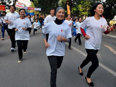 Chạy gây quỹ vì trẻ em Hà Nội Chạy gây quỹ vì trẻ em Hà Nội