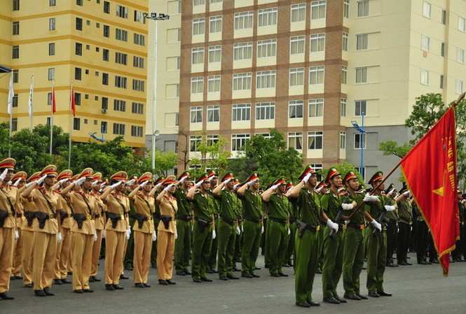 Học viện Cảnh sát Nhân dân khai giảng năm học mới Các khối học viên làm lễ chào cờ