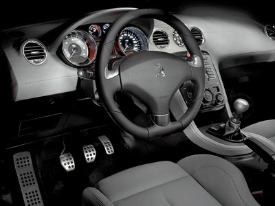 PEUGEOT với ý đồ thôn tính thị trường Việt Nam PEUGEOT với ý đồ thôn tính thị trường Việt Nam