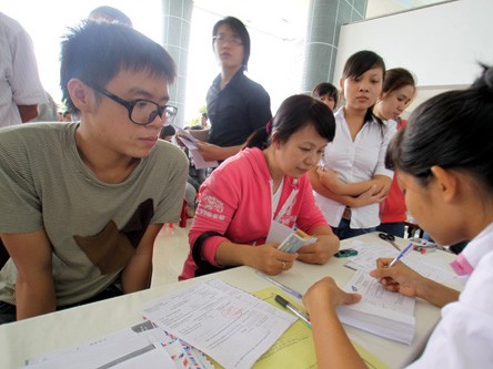 Tuyển sinh ĐH, CĐ năm 2013: Phải nộp bản gốc kết quả khi xét tuyển Tuyển sinh ĐH, CĐ năm 2013: Phải nộp bản gốc kết quả khi xét tuyển