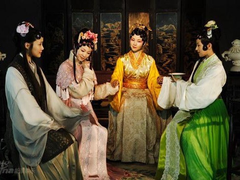 Phim 'Hồng Lâu Mộng' bản mới: Lầu xanh? Cảnh trong Hồng Lâu Mộng bản mới