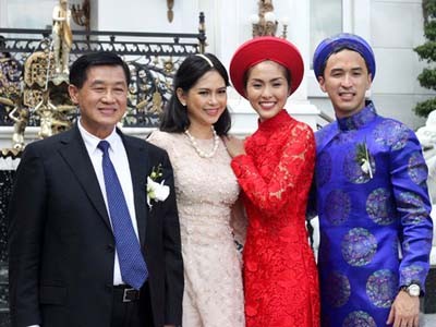 Tăng Thanh Hà: 'Tôi sống biết trên biết dưới với nhà chồng' Tăng Thanh Hà: 'Tôi sống biết trên biết dưới với nhà chồng'