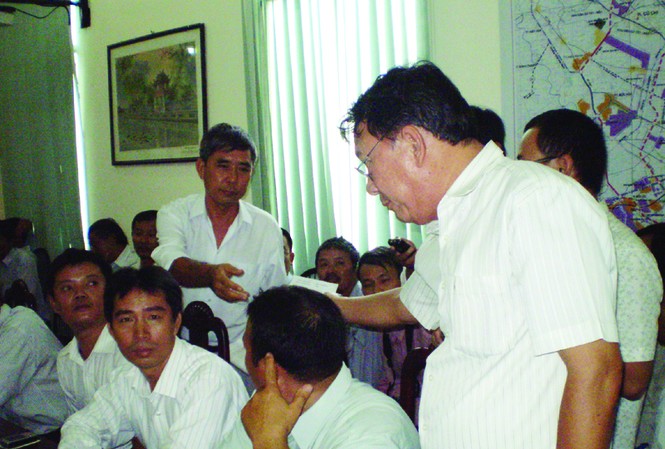 Về việc tài xế không có bằng FC: DN đấu khẩu với Bộ DN cung cấp "bằng chứng" chứng minh đã nộp hồ sơ hơn 1 năm nhưng chưa được chuyển đổi bằng FC