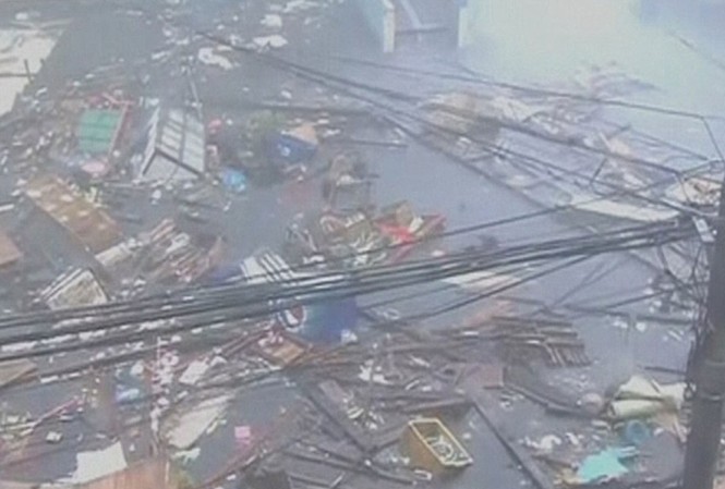 Bão cực mạnh Haiyan hoành hành tại Philippines Bão cực mạnh Haiyan hoành hành tại Philippines