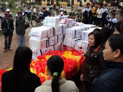 Cứu trợ không phải đếm tiền Người đi cứu trợ không cần cơ quan quản lý tấm lòng của họ