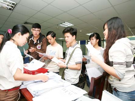 Làm gì khi sai sót, thất lạc giấy báo dự thi? Làm gì khi sai sót, thất lạc giấy báo dự thi?