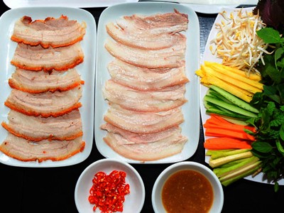 Khám phá đặc sản bánh tráng thịt heo Đà Nẵng giữa lòng thủ đô Khám phá đặc sản bánh tráng thịt heo Đà Nẵng giữa lòng thủ đô