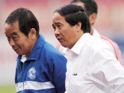 “Bầu” Thành và liều “doping” 10 tỷ đồng “Bầu” Thành và liều “doping” 10 tỷ đồng