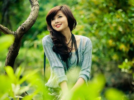 Hot girl Việt 'đổi đời' thoắt chốc nhờ lấn sân showbiz Hot girl Việt 'đổi đời' thoắt chốc nhờ lấn sân showbiz
