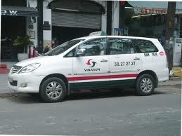 Bắt cặp vợ chồng trẻ đâm tài xế taxi Vinasun Bắt cặp vợ chồng trẻ đâm tài xế taxi Vinasun