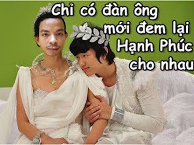 Lao đao vì bị chế ảnh tung lên mạng Lao đao vì bị chế ảnh tung lên mạng