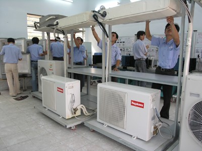 Nhiều trường đào tạo nghề theo chuẩn quốc tế Nhiều trường đào tạo nghề theo chuẩn quốc tế