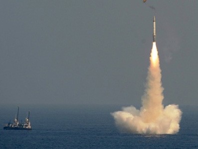 Hai tên lửa đạn đạo bắn về phía Syria Hai tên lửa đạn đạo bắn về phía Syria