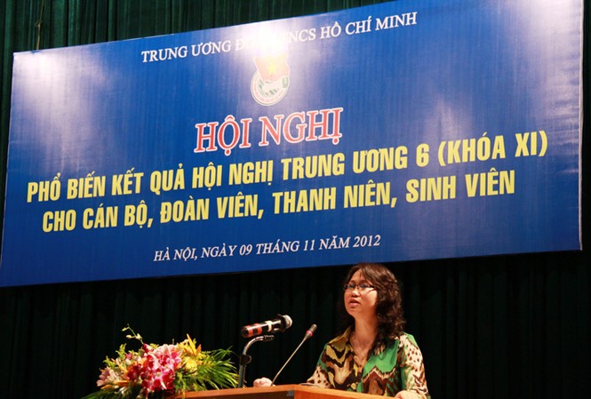 Phổ biến kết quả hội nghị TƯ Đảng cho Đoàn viên, thanh niên Phổ biến kết quả hội nghị TƯ Đảng cho Đoàn viên, thanh niên