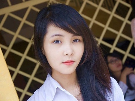 Tìm ra cô gái quay clip tỏ tình với Kim Tan Tìm ra cô gái quay clip tỏ tình với Kim Tan