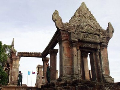 Campuchia, Thái Lan ra tòa án quốc tế vì tranh chấp đền Preah Vihear Campuchia, Thái Lan ra tòa án quốc tế vì tranh chấp đền Preah Vihear