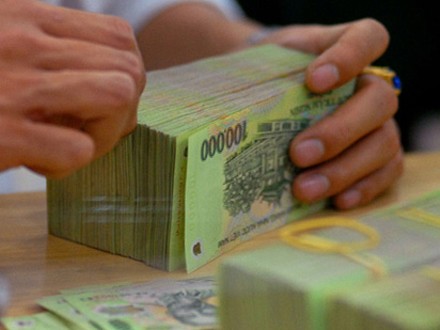Trả lương gần 4 tỷ vẫn khó kiếm CEO ngân hàng Trả lương gần 4 tỷ vẫn khó kiếm CEO ngân hàng