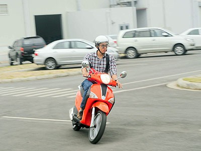 Piaggio Liberty 3V: Cần hơn thế Piaggio Liberty 3V: Cần hơn thế