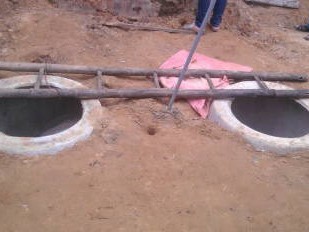 Bé tử vong vì rơi vào bể biogas Bé tử vong vì rơi vào bể biogas