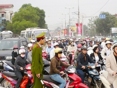 Hà Nội thu phí đường bộ xe máy từ 21/7 Hà Nội thu phí đường bộ xe máy từ 21/7