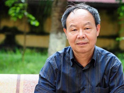 Những thầy cô 'xì tin' ở trường chuyên Nguyễn Huệ Những thầy cô 'xì tin' ở trường chuyên Nguyễn Huệ