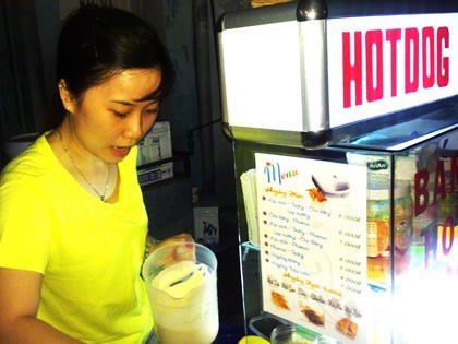 Quầy thức ăn nhanh của sinh viên Nha Trang Quầy thức ăn nhanh của sinh viên Nha Trang
