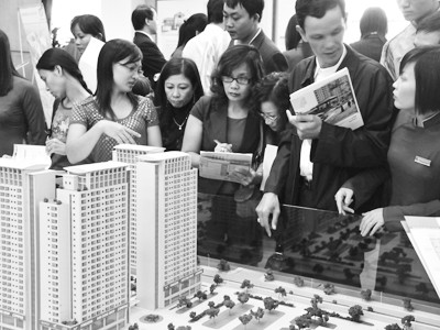 Bi hài DN địa ốc 'cầu cứu' cổ đông Bi hài DN địa ốc 'cầu cứu' cổ đông