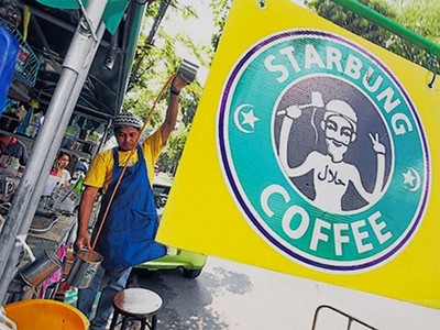 Starbucks kiện hàng rong vì nhái thương hiệu Starbucks kiện hàng rong vì nhái thương hiệu