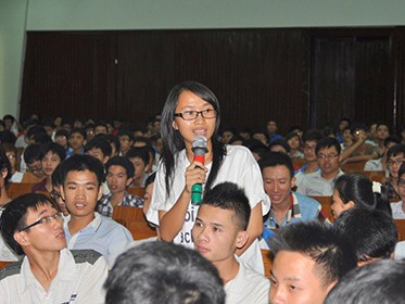 CEO ngành CNTT chia sẻ 'cái tát đầu đời' CEO ngành CNTT chia sẻ 'cái tát đầu đời'