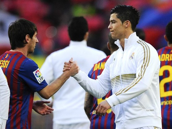 Định mệnh gắn chặt Messi với Ronaldo Định mệnh gắn chặt Messi với Ronaldo