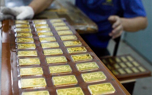 Giá vàng giảm 11,2 triệu đồng/lượng sau 1 năm Giá vàng giảm 11,2 triệu đồng/lượng sau 1 năm
