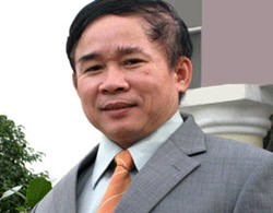 Bộ GD&ĐT công bố quyết định bổ nhiệm tân thứ trưởng Ông Bùi Văn Ga. Ảnh: ĐH Đà Nẵng