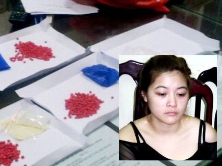 Kiều nữ 'hoãn' xuất ngoại vì buôn ma túy Kiều nữ 'hoãn' xuất ngoại vì buôn ma túy