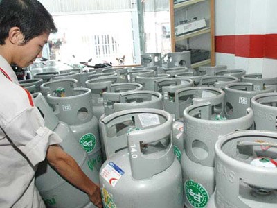 Giá gas giảm 35.000 đồng/bình Giá gas giảm 35.000 đồng/bình