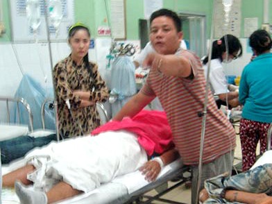 Ba sĩ quan CSGT Đồng Nai thương vong sau vụ nổ súng Các nạn nhân đang được cấp cứu tại bệnh viện