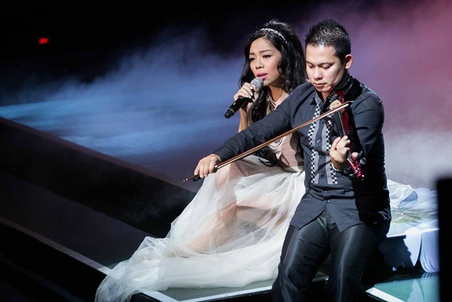 Quốc Trung, Mỹ Linh 'song kiếm hợp bích' chỉnh đốn Hà Linh Quốc Trung, Mỹ Linh 'song kiếm hợp bích' chỉnh đốn Hà Linh