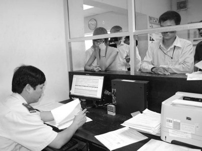 Hải quan Hà Nội xử lý vướng trong thủ tục hải quan điện tử Hải quan Hà Nội xử lý vướng trong thủ tục hải quan điện tử