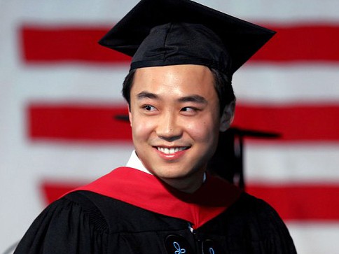 Con trai Bạc Hy Lai tốt nghiệp Đại học Harvard Con trai Bạc Hy Lai tốt nghiệp Đại học Harvard