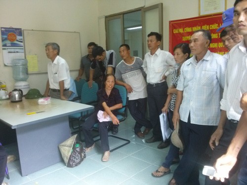 Không có tiền đưa thuyền viên Vinashinlines mắc kẹt về nước Không có tiền đưa thuyền viên Vinashinlines mắc kẹt về nước