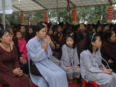 Cầu siêu cho nạn nhân tai nạn giao thông Cầu siêu cho nạn nhân tai nạn giao thông