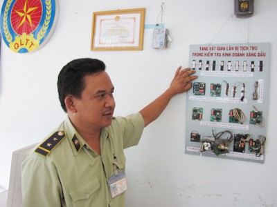 Tiếp diễn bán xăng 'móc túi' khách hàng Ông Hà và những thiết bị mà chủ doanh nghiệp thường dùng để can thiệp máy đong gian lận xăng, dầu