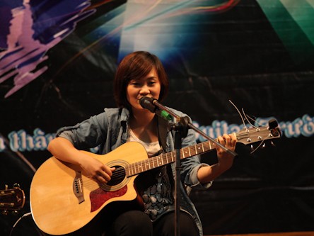 Guitarfest – guitar tri ân tới thầy cô Guitarfest – guitar tri ân tới thầy cô