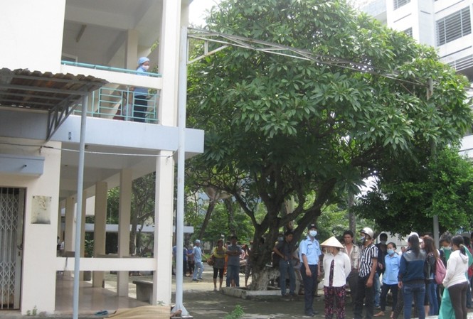 TPHCM: Nữ bệnh nhân nhảy lầu tự tử TPHCM: Nữ bệnh nhân nhảy lầu tự tử