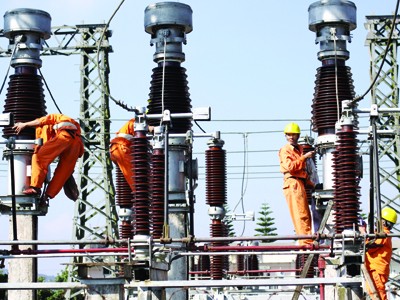 Vẫn là EVN mua áo cho người khác mặc Vẫn là EVN mua áo cho người khác mặc
