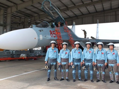 8X Việt lái 'hổ mang chúa' Su-30MK2 8X Việt lái 'hổ mang chúa' Su-30MK2