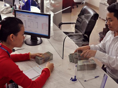 Ngân hàng kè kè giục nợ khách Ngân hàng kè kè giục nợ khách